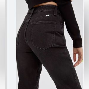 Sunday Best Zola High-Waisted Mom Jean